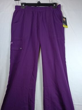 Dickies Women's Purple Wide-Leg Scrub Pants. Xtreme Stretch. New With Tags